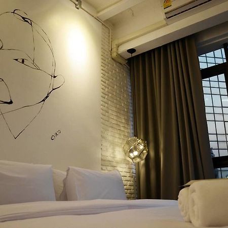 3 Howw Hostel At Sukhumvit 21 Bangkok Buitenkant foto