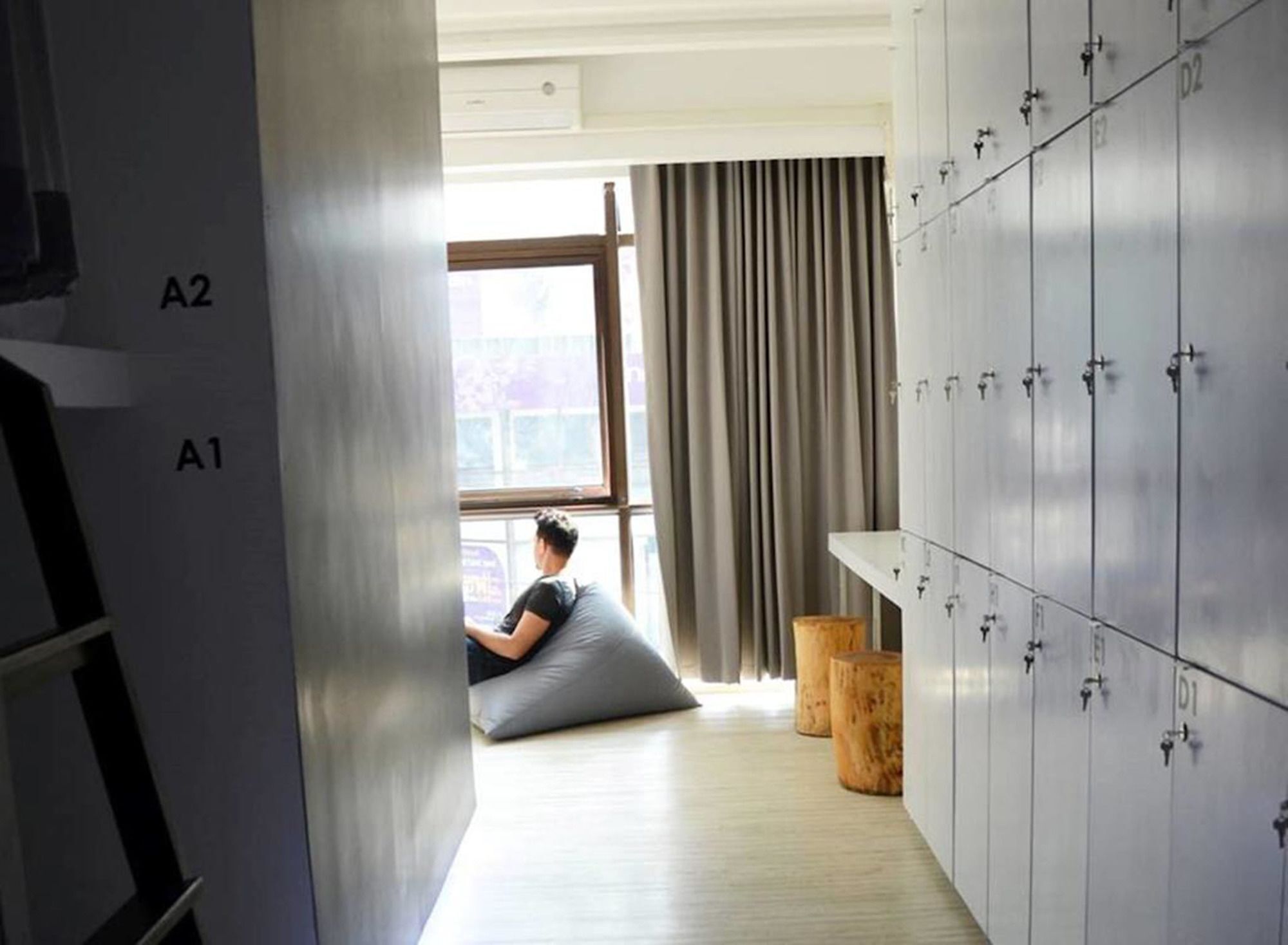 3 Howw Hostel At Sukhumvit 21 Bangkok Buitenkant foto