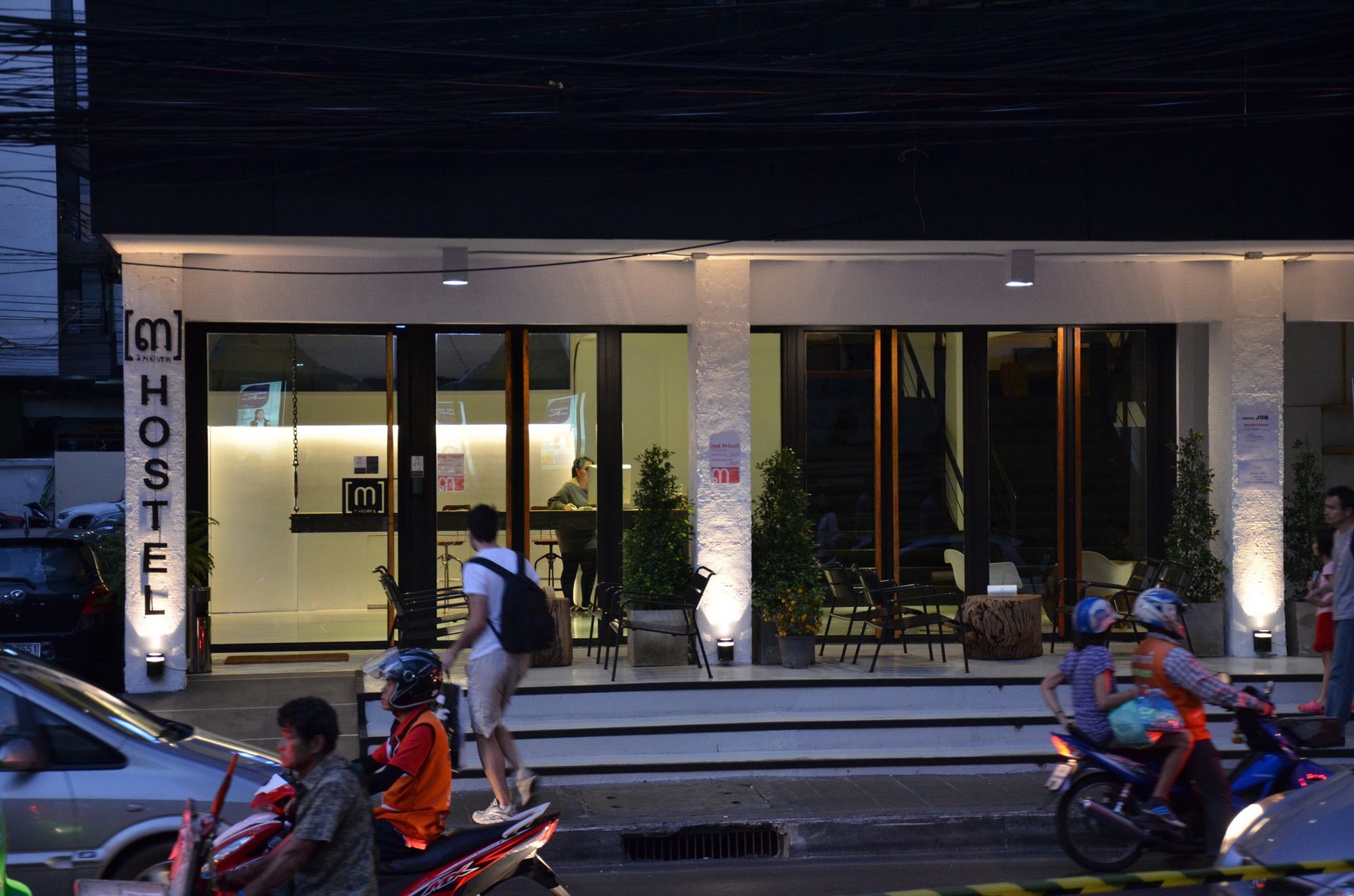 3 Howw Hostel At Sukhumvit 21 Bangkok Buitenkant foto