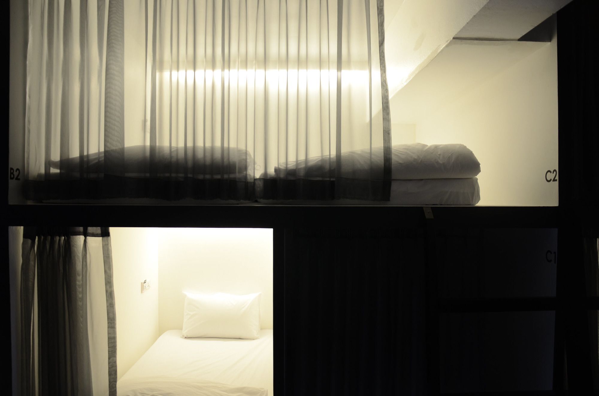 3 Howw Hostel At Sukhumvit 21 Bangkok Buitenkant foto