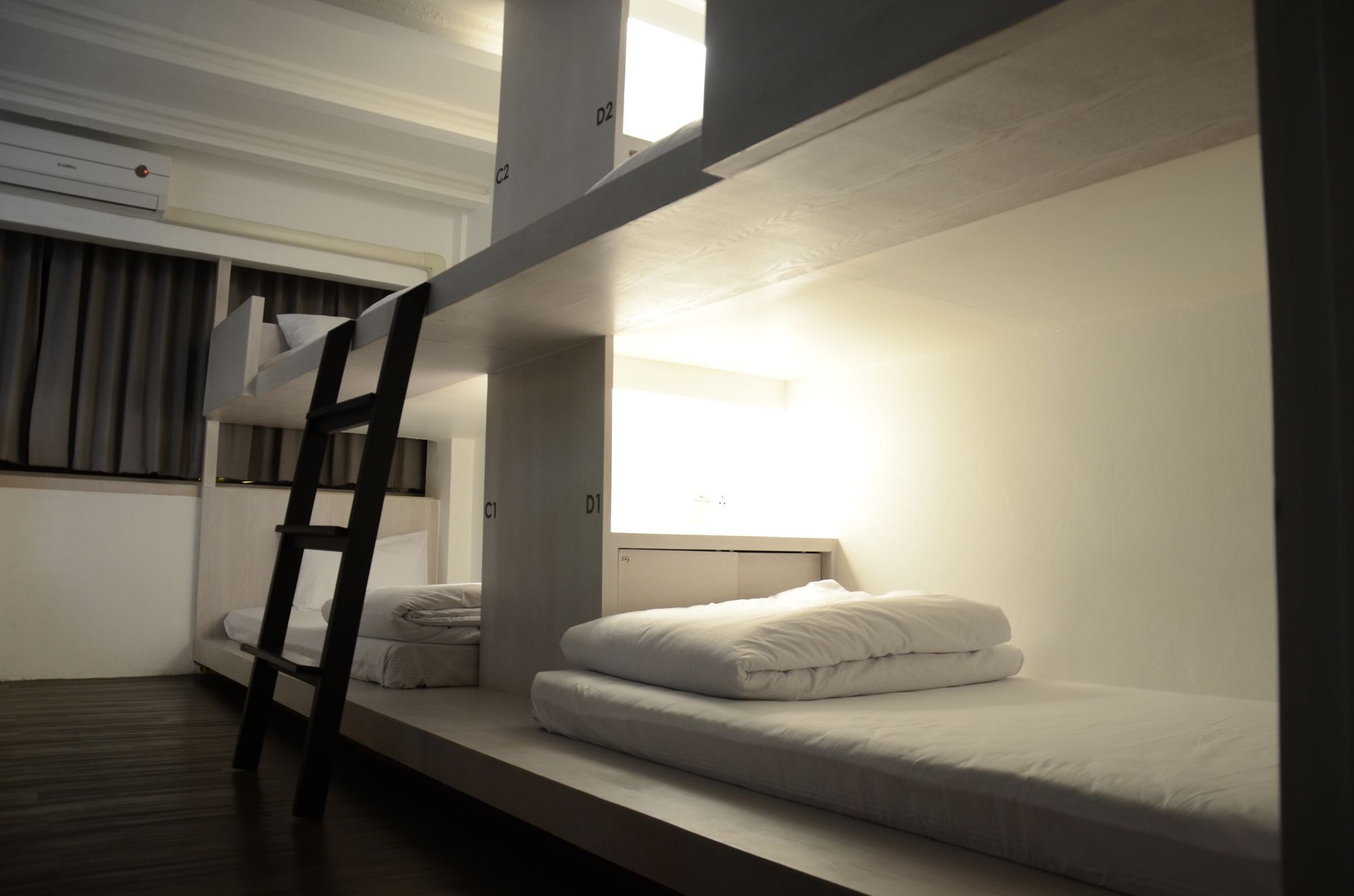 3 Howw Hostel At Sukhumvit 21 Bangkok Buitenkant foto